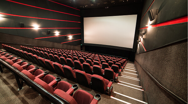 映画館という密閉空間